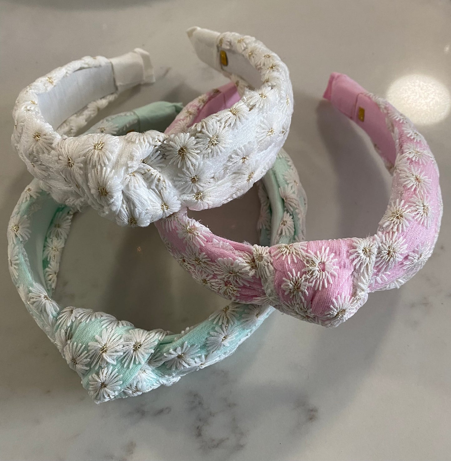 Daisy Emb Knot Headband