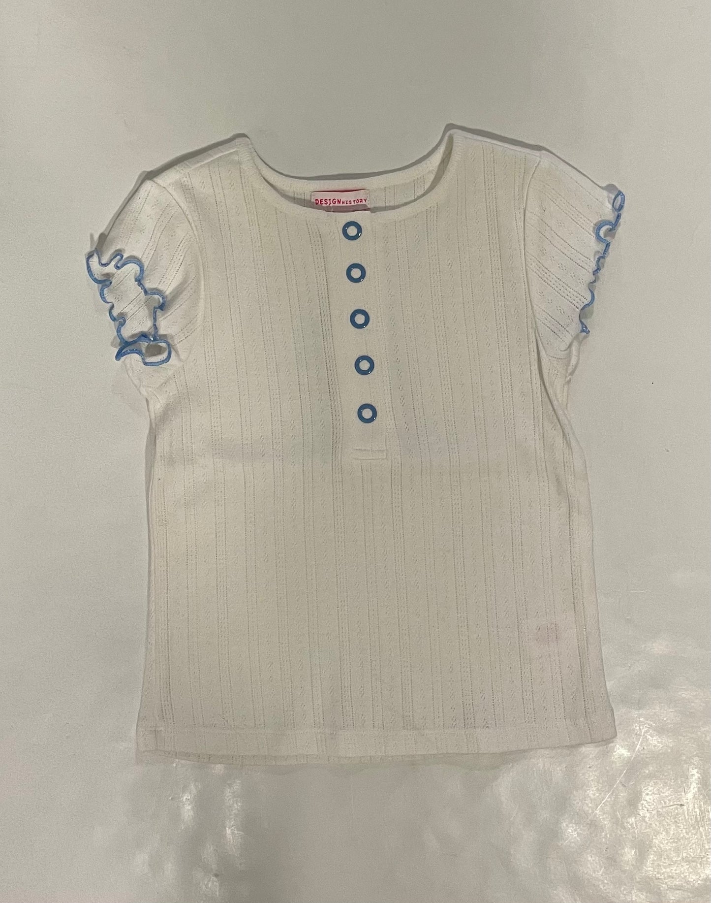 White Lettuce Trim w/White Snaps