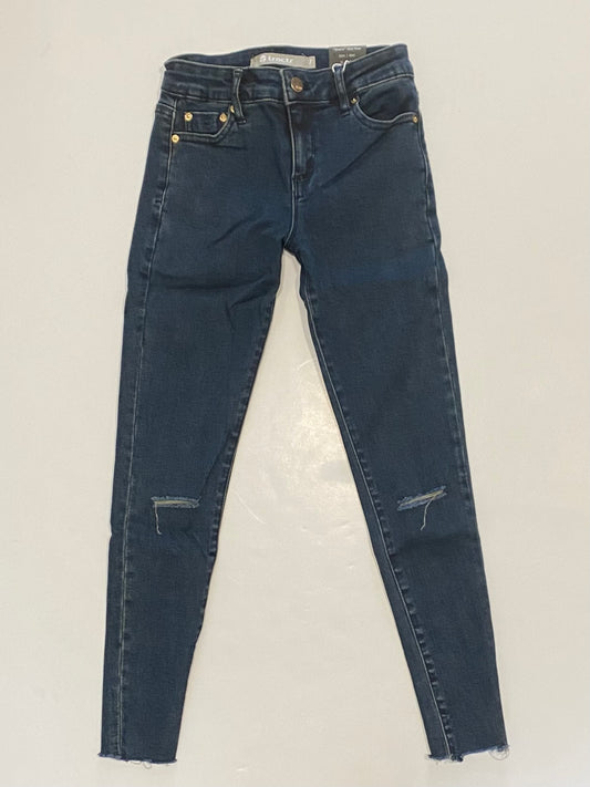 Destructed Mid Rise Skinny w/ Fray Hem